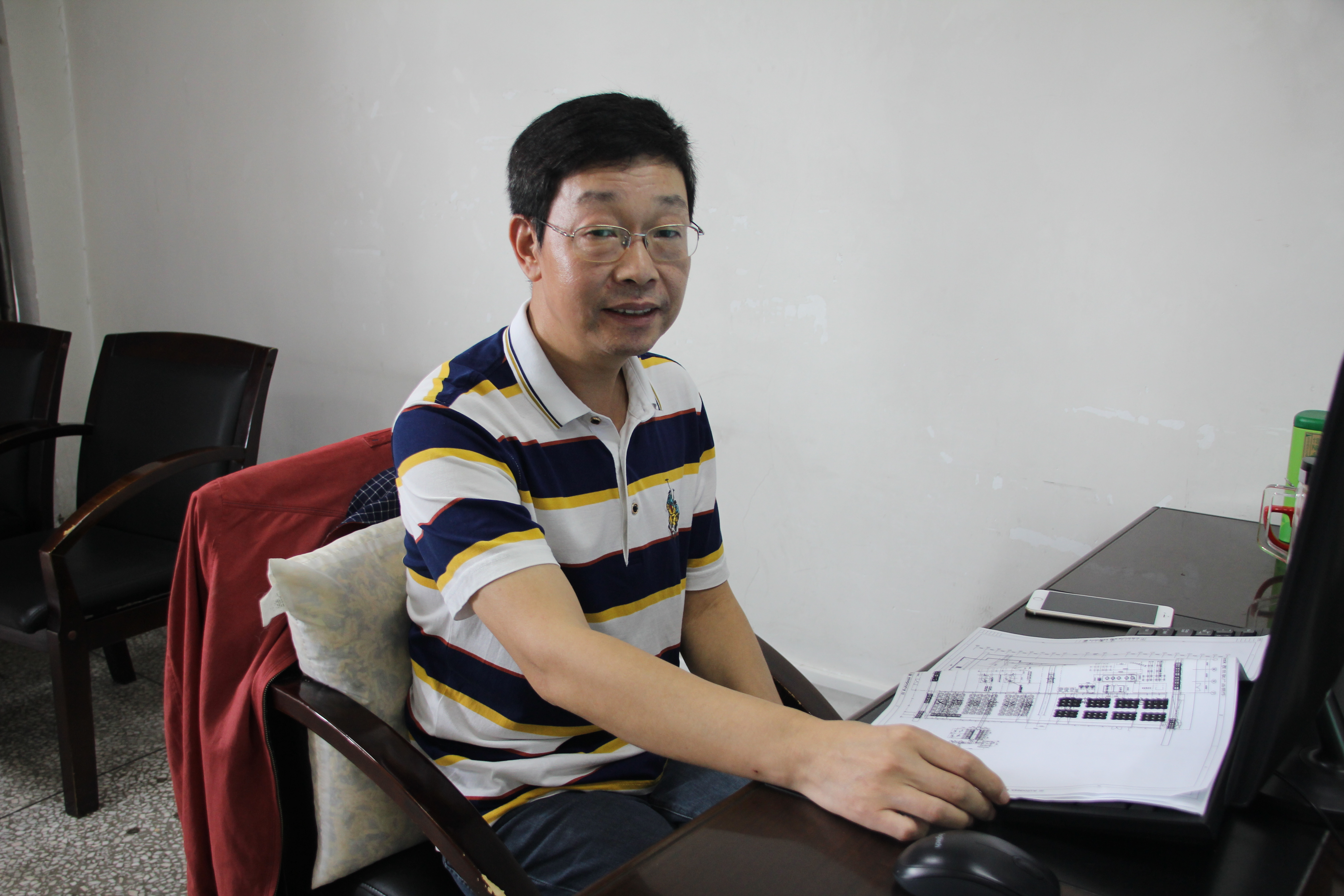 總設(shè)計師、高級工程師李清文